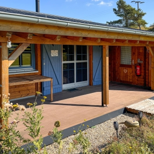 eifelchalet-niederehe-blick_auf_terrasse