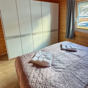 eifelchalet-niederehe-Schlafzimmer_3